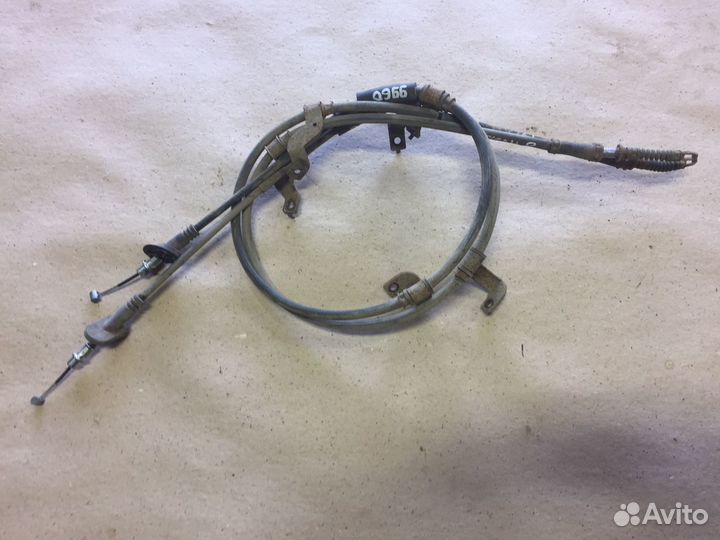 Тросы ручника Hyundai Tucson 2007