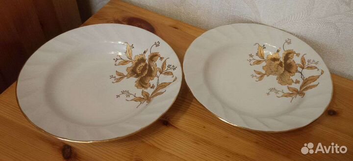 Набор столовой посуды на 12 персон