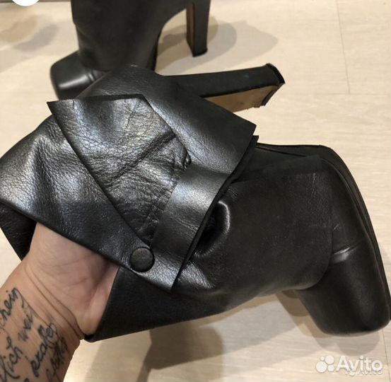 Кожаные ботильоны