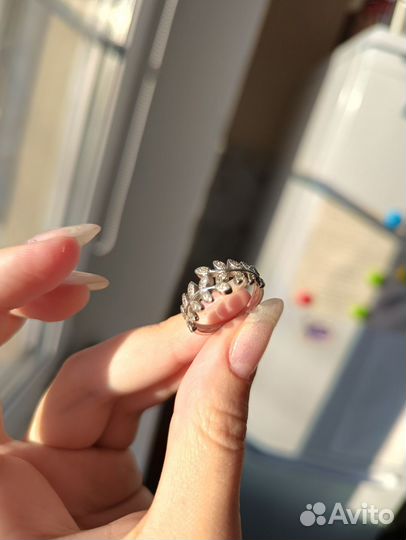 Серебряное кольцо