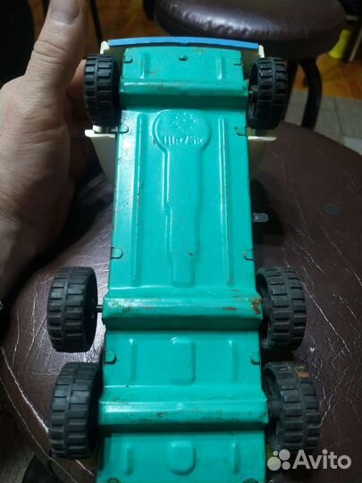 Железный грузовик СССР