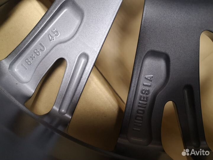 Диск литой Lexus ES250 R18 новый оригинал