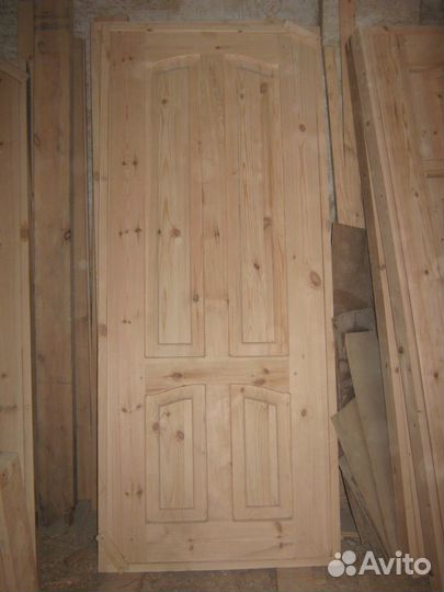 Двери деревянные