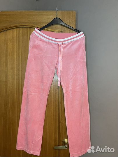 Спортивный костюм женский