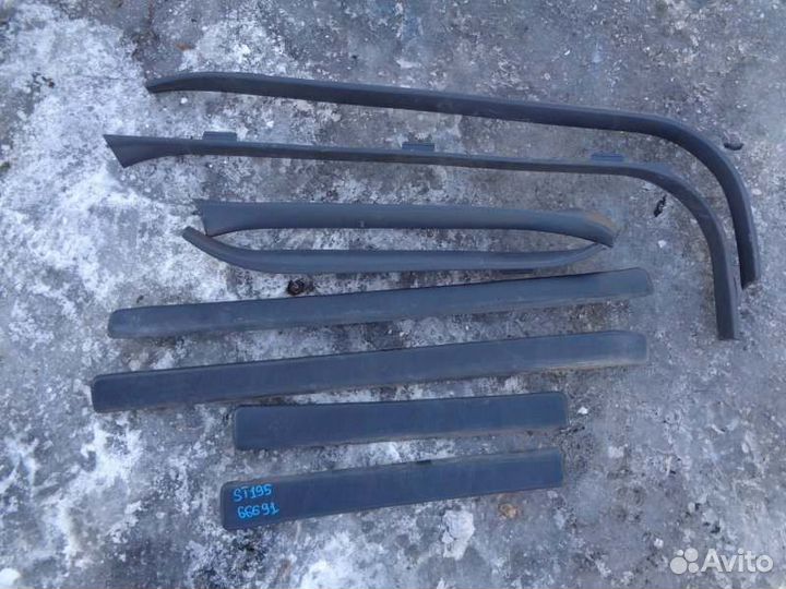 Порожек пластиковый Toyota Caldina ST195 3S-GE