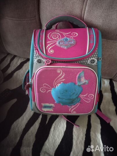 Продам школьный рюкзак