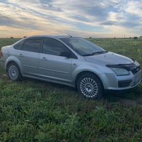 Ford Focus 1.6 MT, 2005, 387 000 км, с пробегом, цена 250 000 руб.