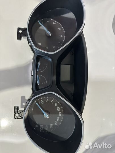 Приборная панель форд фокус 3