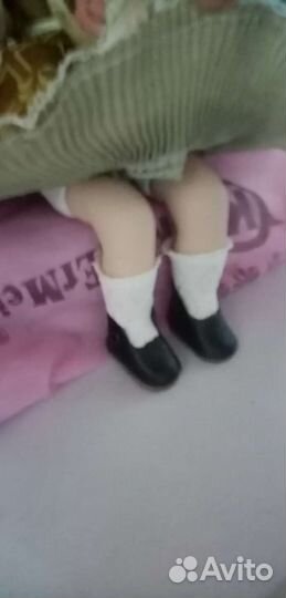 Кукла фарфоровая коллекционная