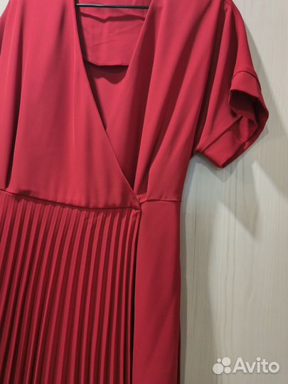 Платье женское 46 48