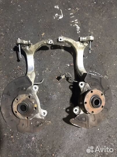 Кулак поворотный цапфа ауди а4б6 A4 B6 8E