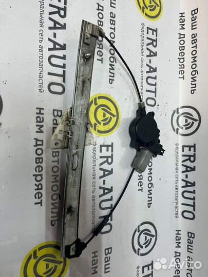 Стеклоподъемник задний правый Мазда 6