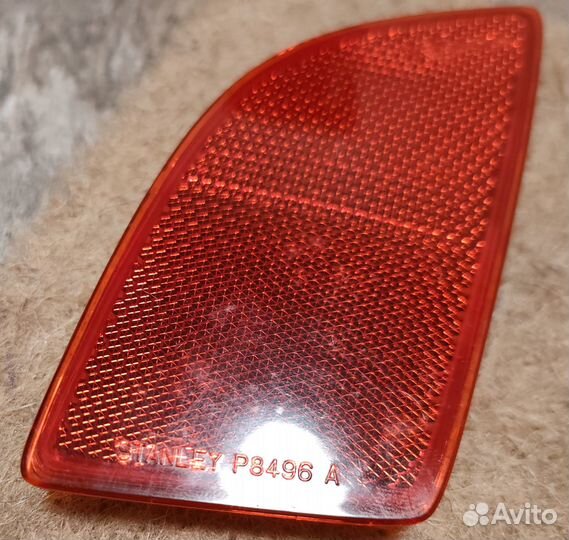 Отражатель заднего бампера mazda 3 BL