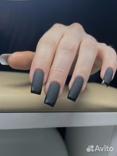 Маникюр и педикюр