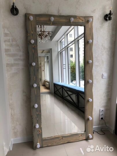 Гримерное зеркало с лампами лофт