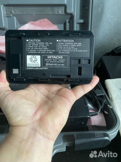 Видеокамера hitachi