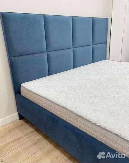 Дизайнерская кровать