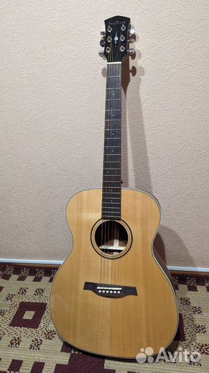 Гитара акустическая