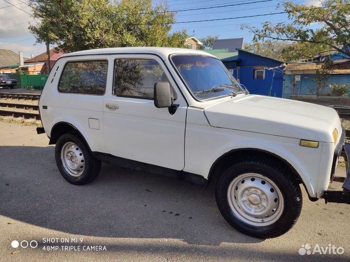 LADA 4x4 (Нива) 1.7 МТ, 2001, 178 000 км