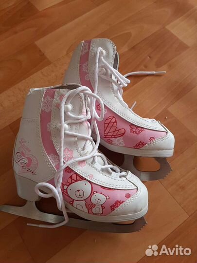 Коньки фигурные новые