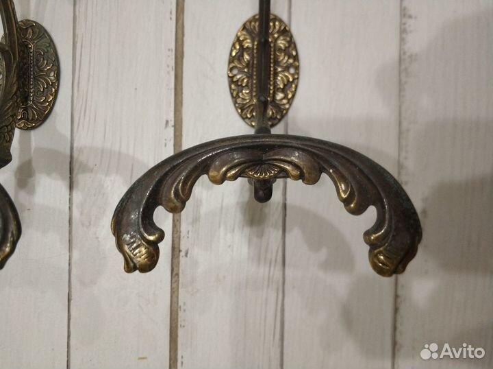 Итальянские крючки-вешалки для одежды