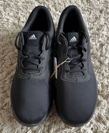 Кроссовки adidas 45 размер. Оригинал