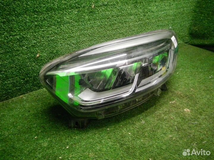 Фара левая Renault Captur/Kaptur