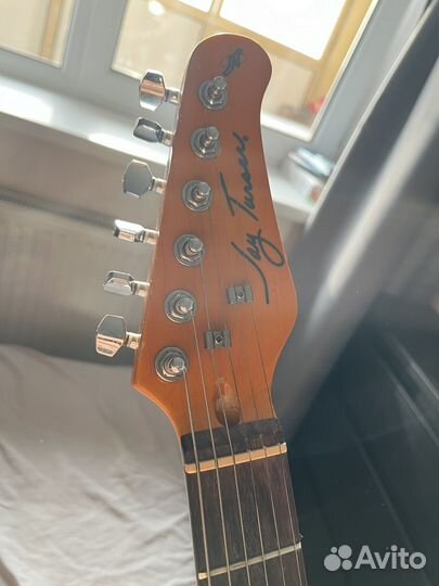 Электро гитара stratocaster