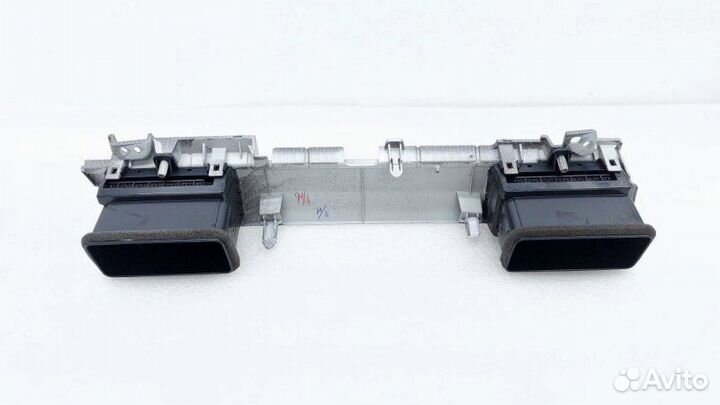 Б/У Накладка торпедо Состояние отличное, оригинал
