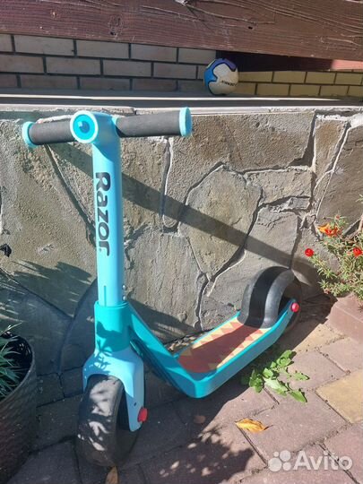 Самокат Rasor акула