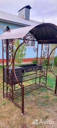 Мангал с печью под казан и крышей