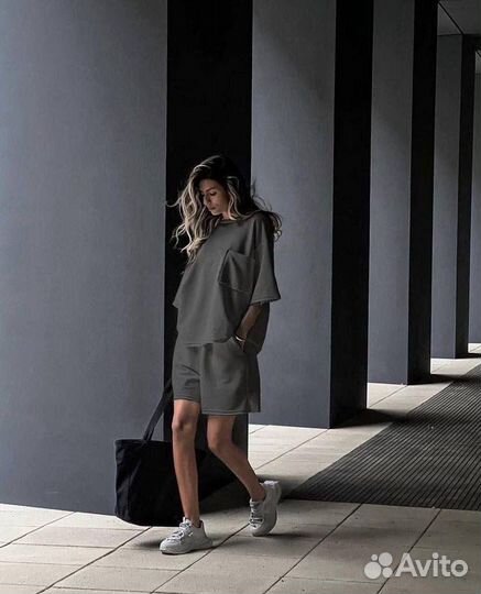 Оверсайз футфолка и шорты женский