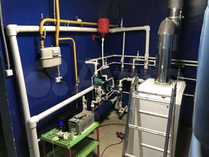 Дом 211 м² на участке 9 сот.