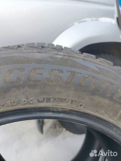 Bridgestone Blizzak DM-V2 235/60 R18