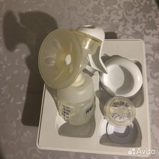 Молокоотсос avent ручной scf330