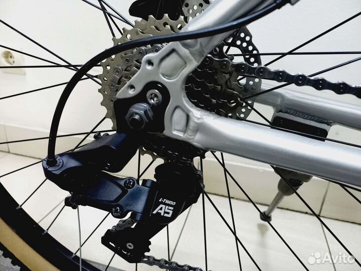 Горный велосипед Алюминий гидравлика новый