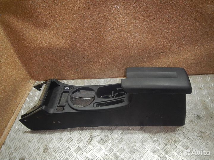 Консоль, Mitsubishi (Митсубиси) -galant (03-12)