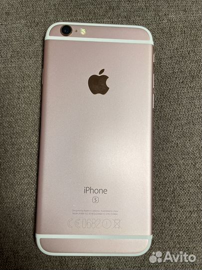 iPhone 6S, 64 ГБ