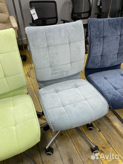 Компьютерное кресло для дома и офиса