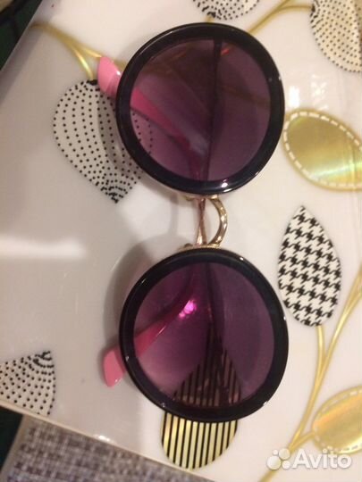 Солнцезащитные очки