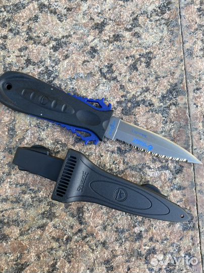 Нож для дайвинга