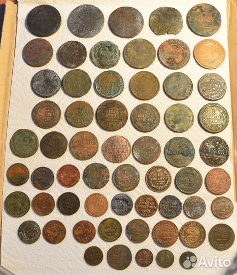 Монеты империя медь не чищенные 60шт