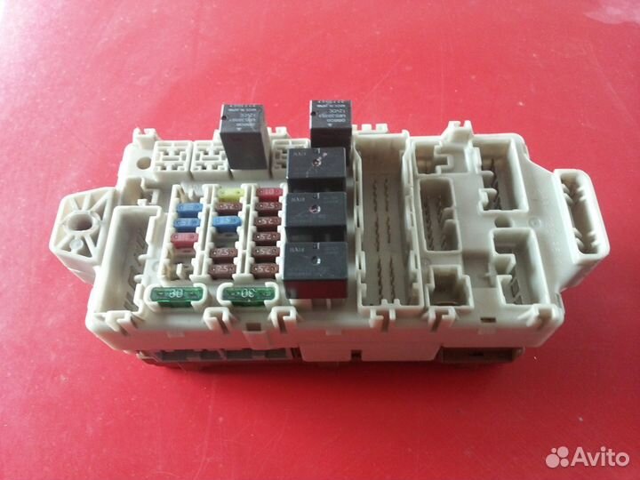 Блок предохранителей митсубиси лансер 9