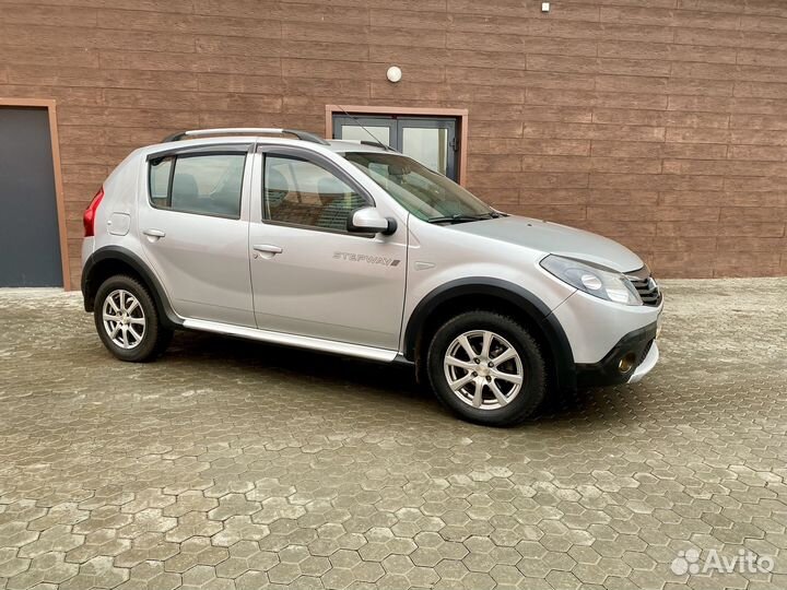 Renault Sandero Stepway 1.6 МТ, 2013, 106 000 км