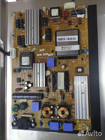 32.Телевизор samsung UE40D5000pwxru / BN94-04489P