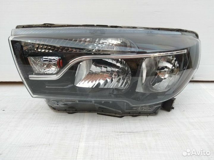 Фара левая для LADA Vesta SW, Cross