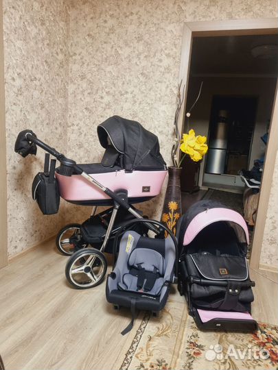 Супер легкая Adamex Barcelona 2в1 +автолюлька