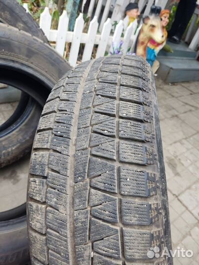 Bridgestone Blizzak Revo GZ 205/60 R16