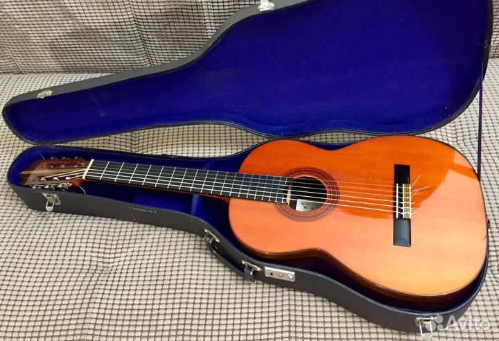 Классическая гитара ручной работы