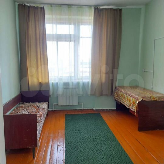 Комната 17 м² в 1-к., 1/2 эт.